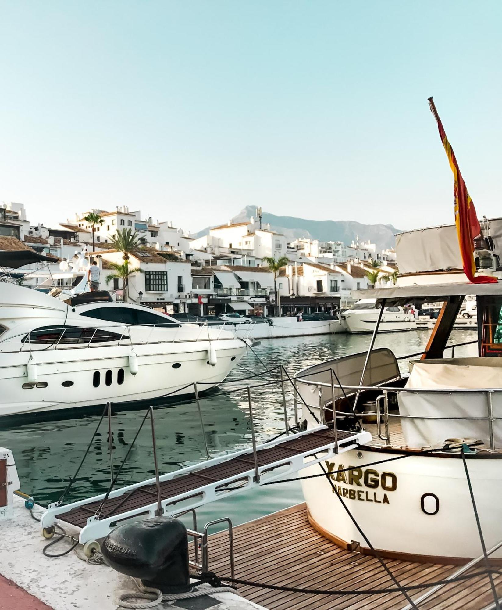 Apartamento Con Vistas En Puerto Banus Marbella Luaran gambar